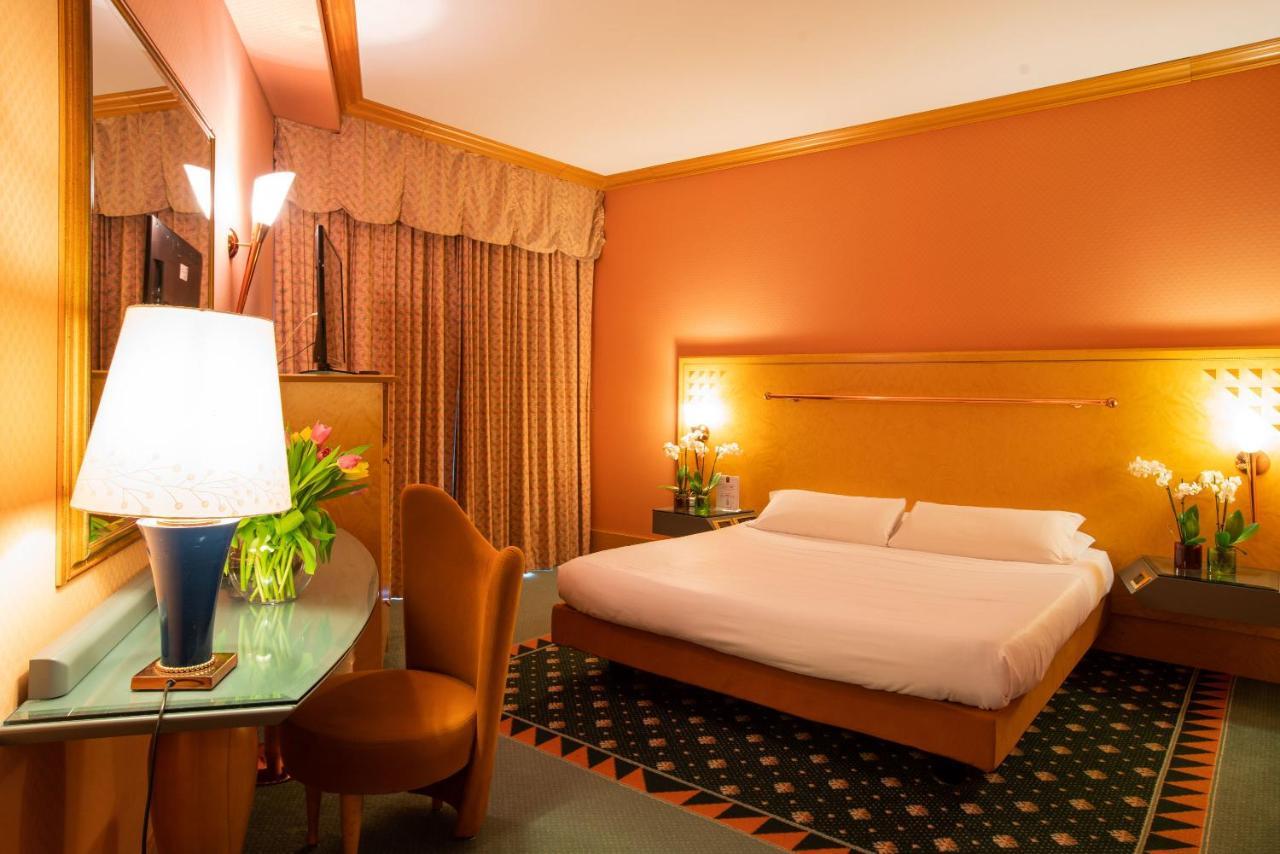Shg Hotel Antonella Pomezia Buitenkant foto