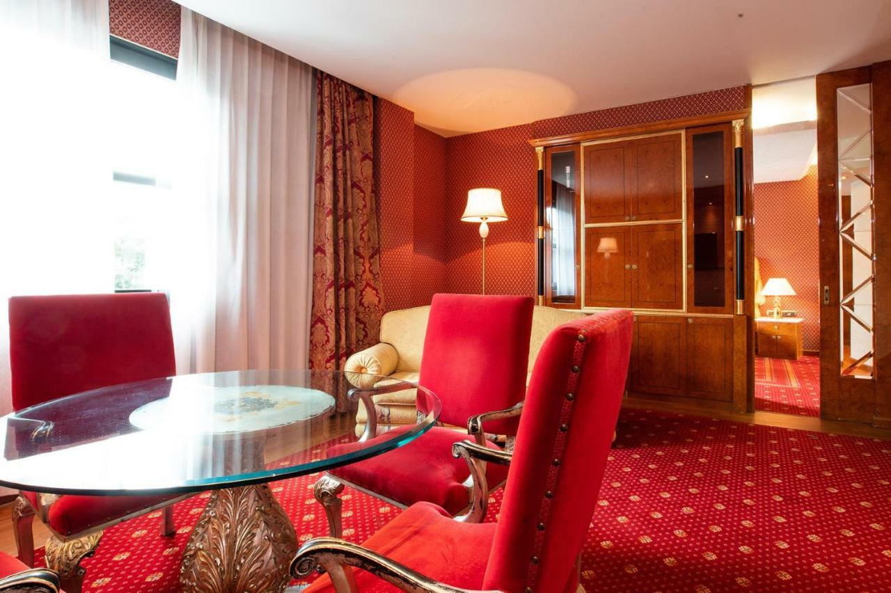 Shg Hotel Antonella Pomezia Buitenkant foto